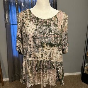 Daytrip Green and Pink Patterned Blouse